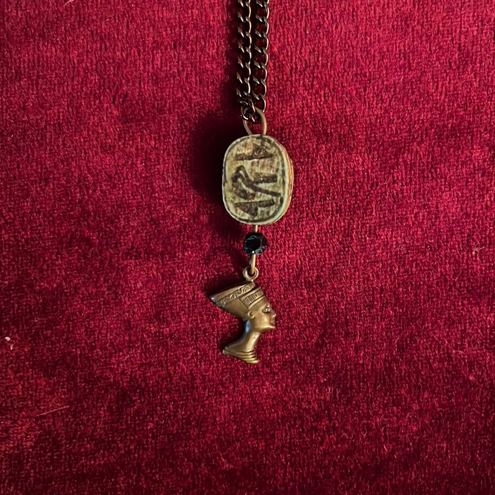 Vintage Nefertiti pendant